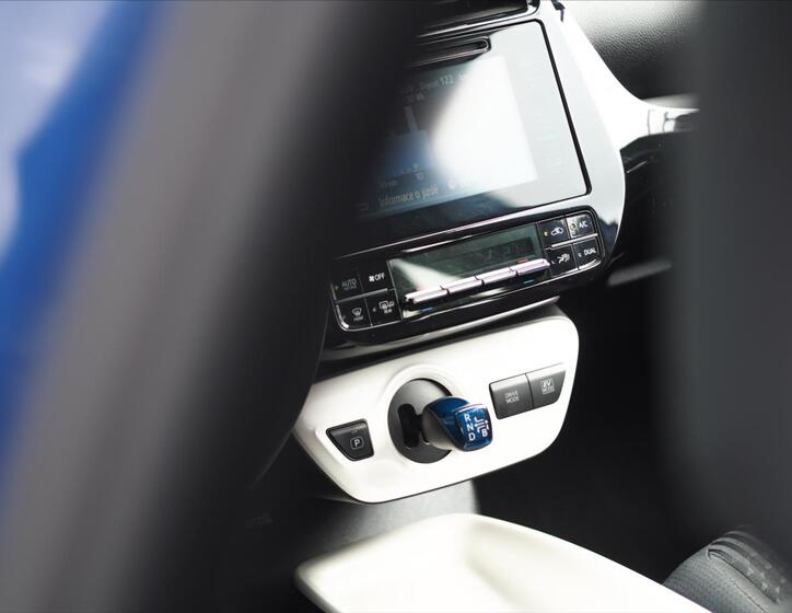 Toyota Prius 9