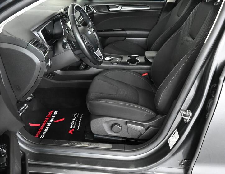 Ford Mondeo 9