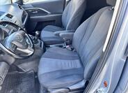 Mazda 5 12