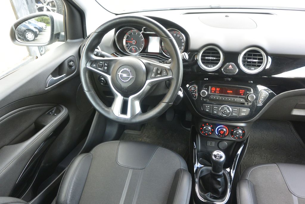 Opel Adam