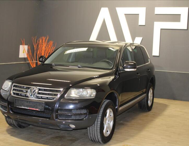 Volkswagen Touareg 2