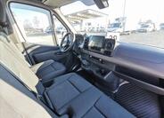 Mercedes-Benz Sprinter 8