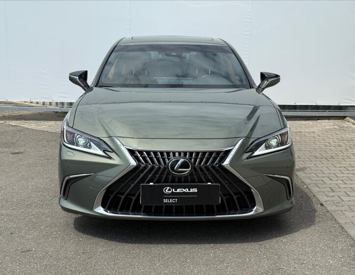 Lexus ES 300h 2
