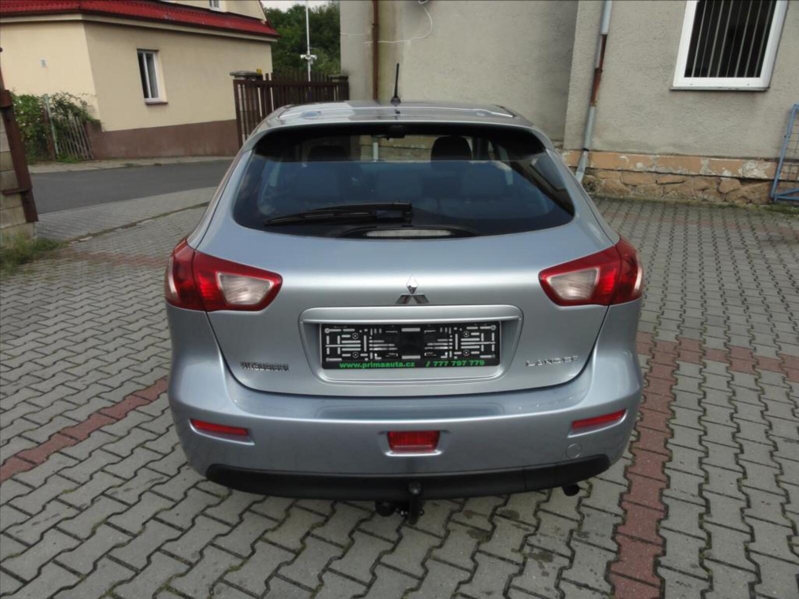 Mitsubishi Lancer 7