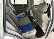 Volkswagen Golf 16
