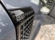 Land Rover Defender 29