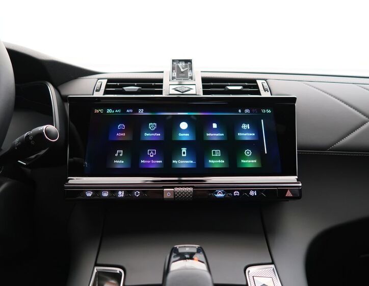 DS Automobiles DS7 Crossback 26