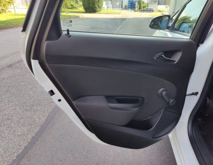 Opel Astra 13