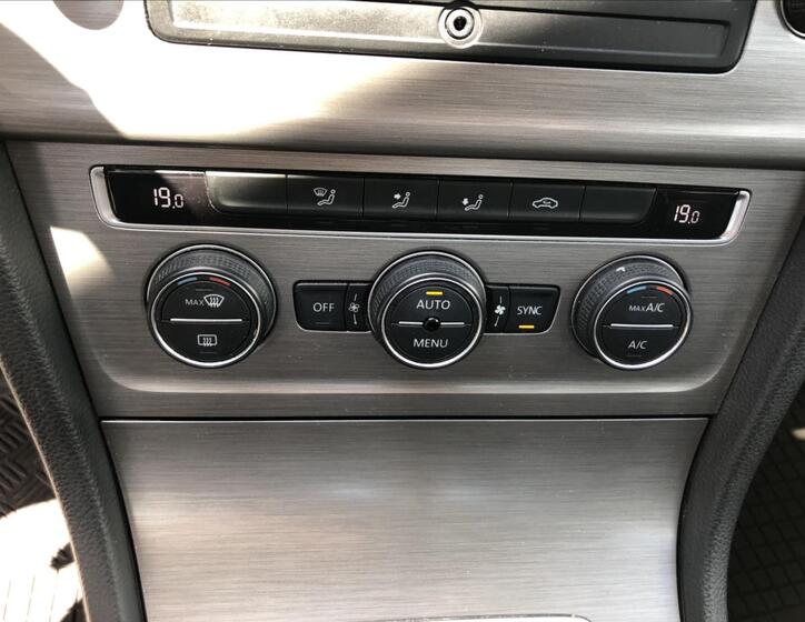 Volkswagen Golf 19