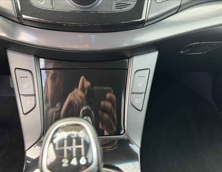 Hyundai i40 7