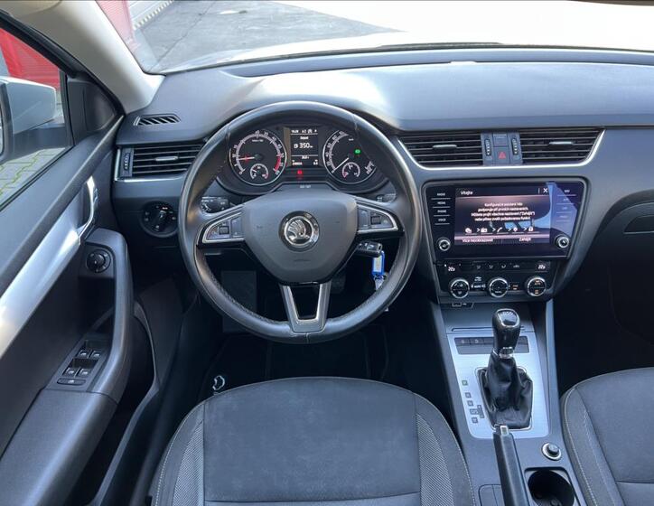 Škoda Octavia 22