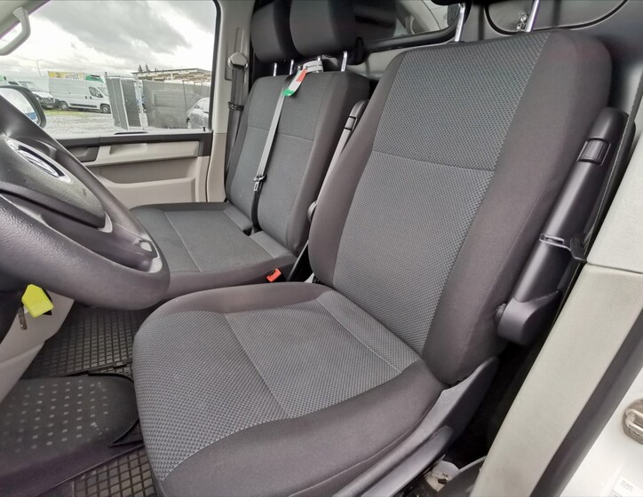 Volkswagen Transporter 17