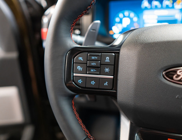 Ford F-150 16