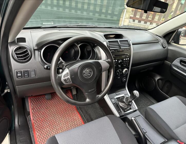 Suzuki Grand Vitara 14