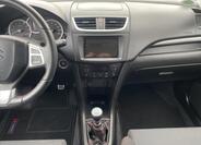 Suzuki Swift 18