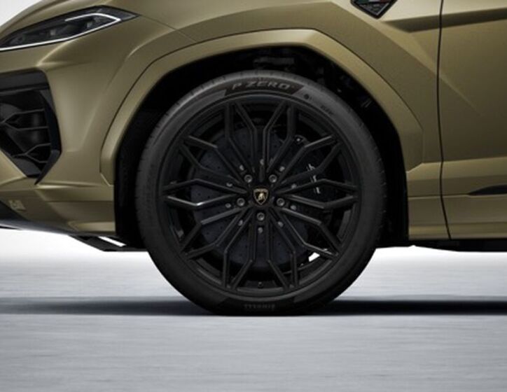 Lamborghini Urus 10