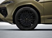 Lamborghini Urus 10