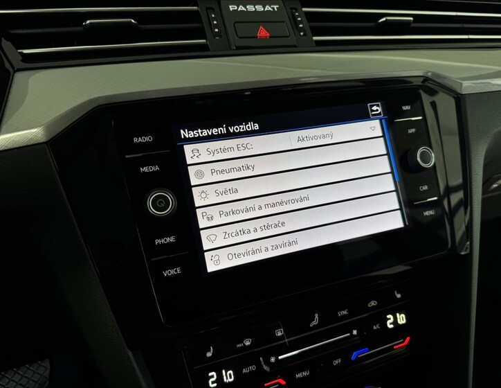 Volkswagen Passat 31