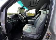Mercedes-Benz Viano 21