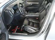 Volvo V90 9