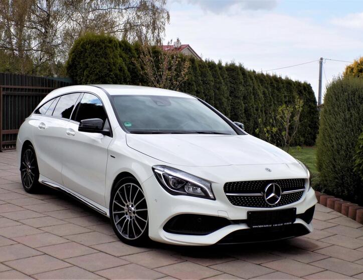 Mercedes-Benz CLA 1