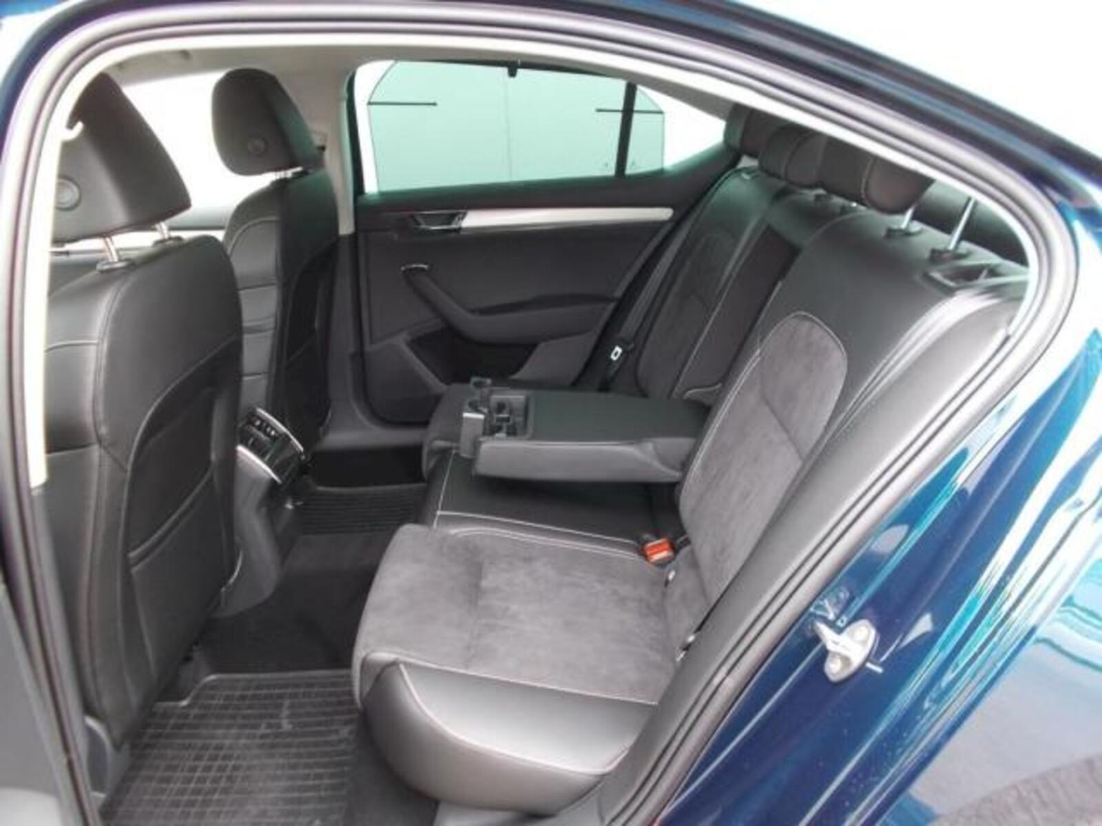 Škoda Superb 21