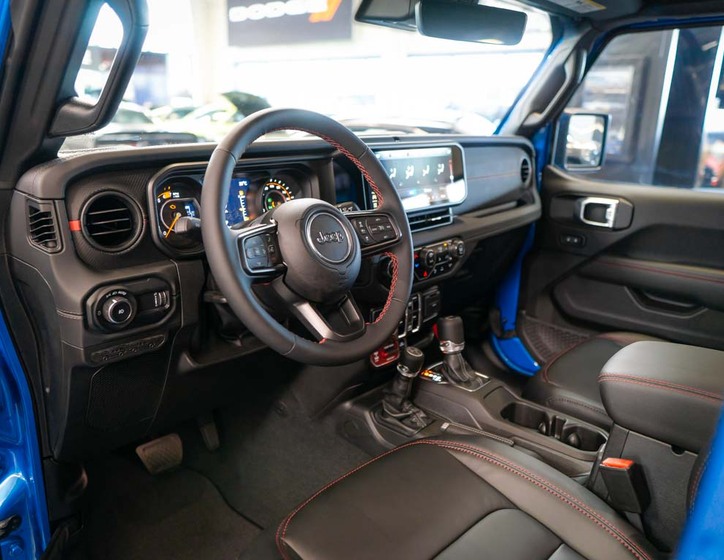 Jeep Wrangler 13