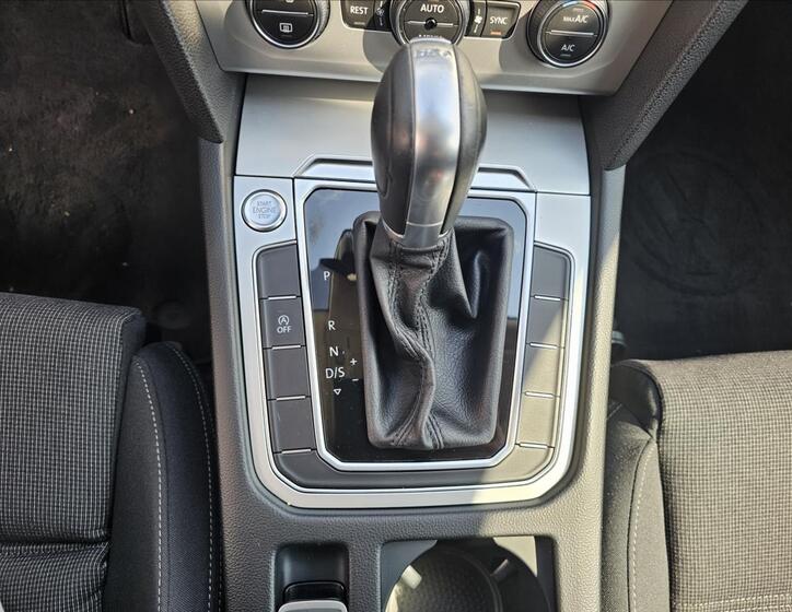 Volkswagen Passat 23