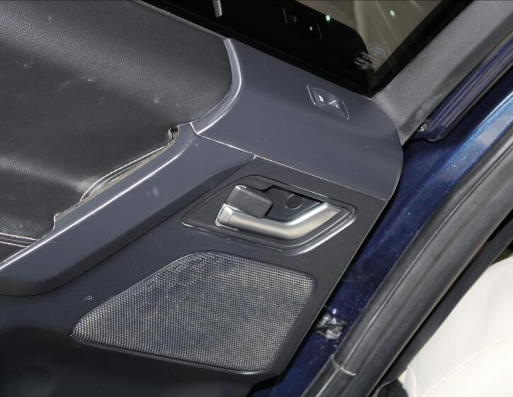 Land Rover Freelander 16
