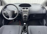 Toyota Yaris 27