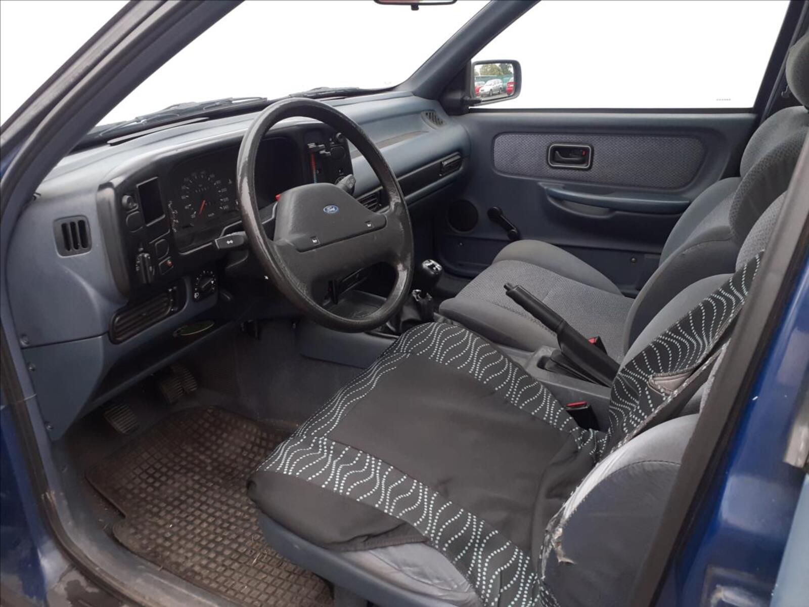 Ford Scorpio 8