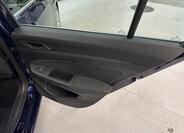 Volkswagen Golf 32
