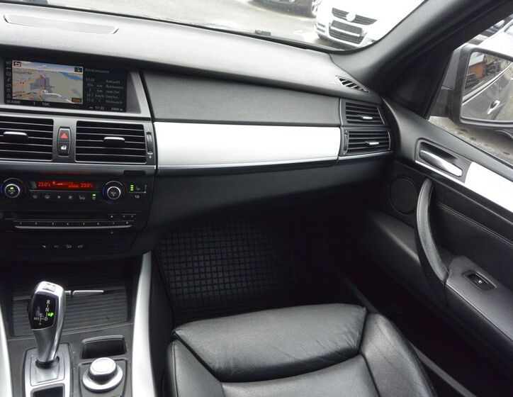 BMW X5 27