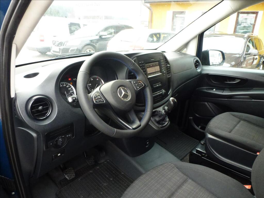 Mercedes-Benz Vito 17