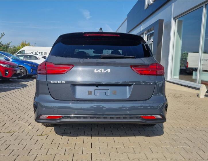 KIA Ceed 5
