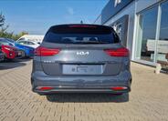 KIA Ceed 5