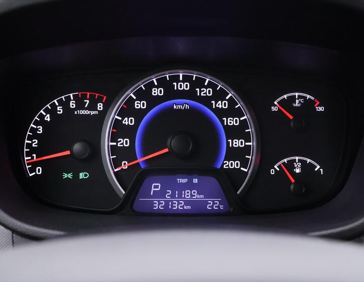 Hyundai i10 16