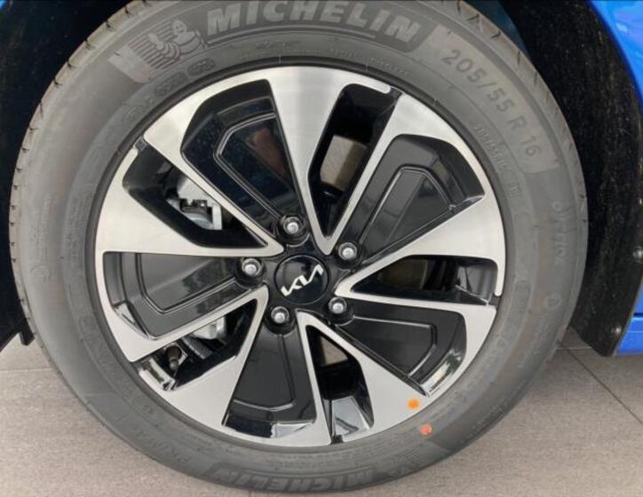 KIA Ceed 14