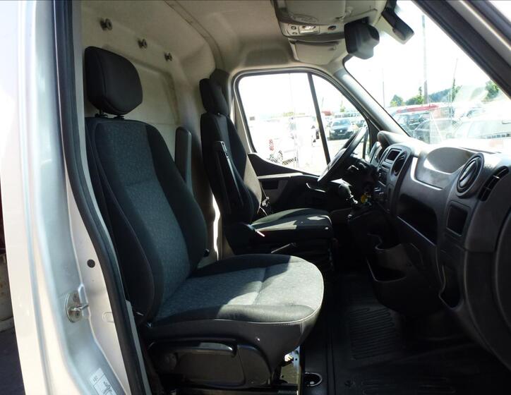 Opel Movano 26