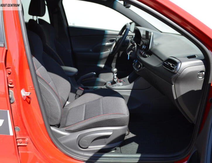 Hyundai i30 12