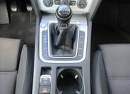 Volkswagen Passat 11