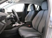 Peugeot 208 13