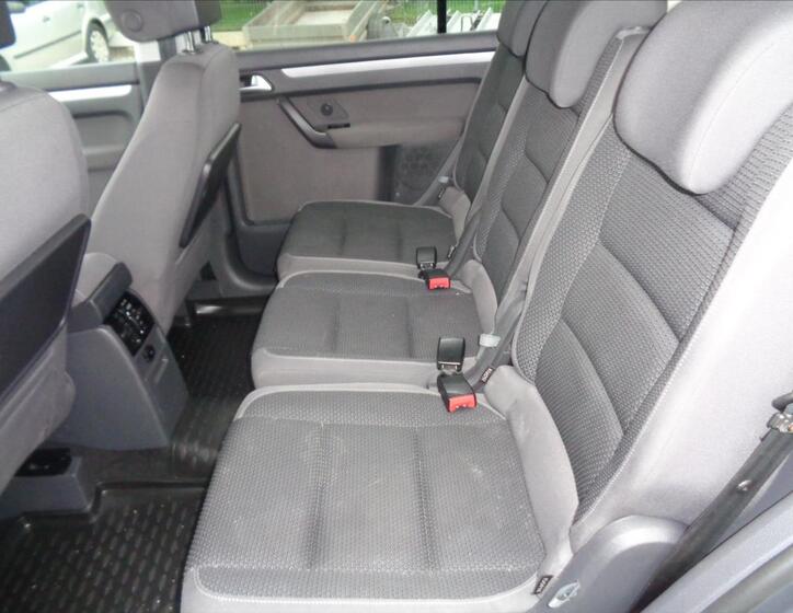 Volkswagen Touran 14