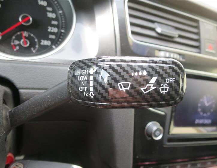 Volkswagen Golf 17