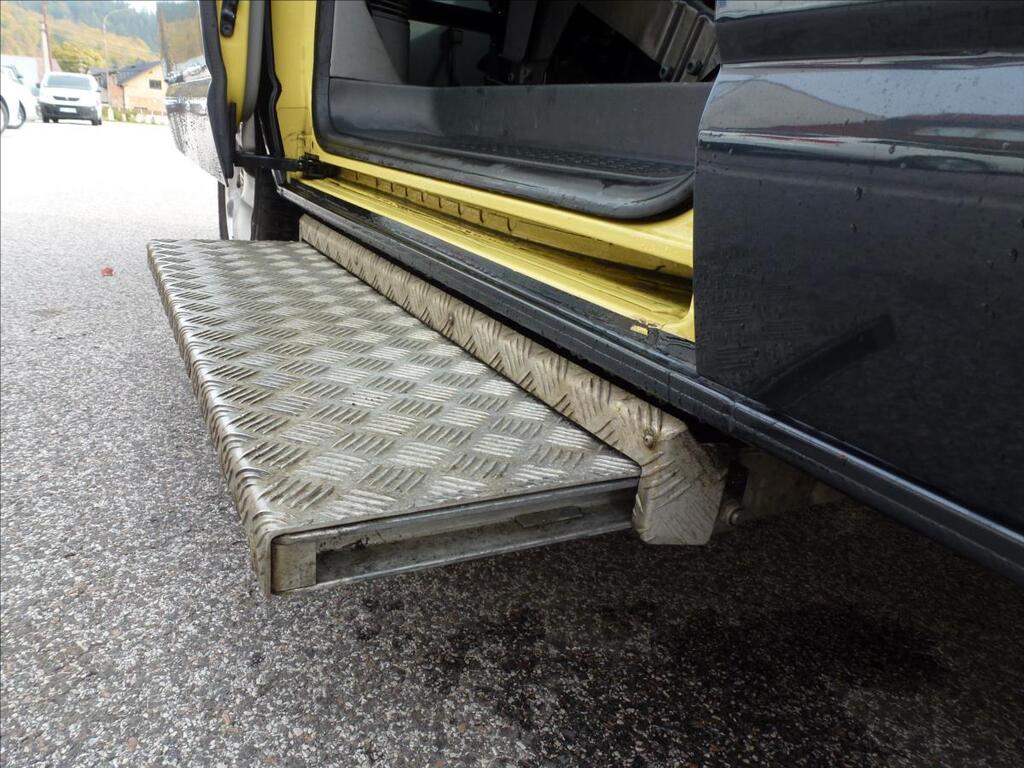 Volkswagen Caravelle 51