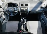 Suzuki SX4 11