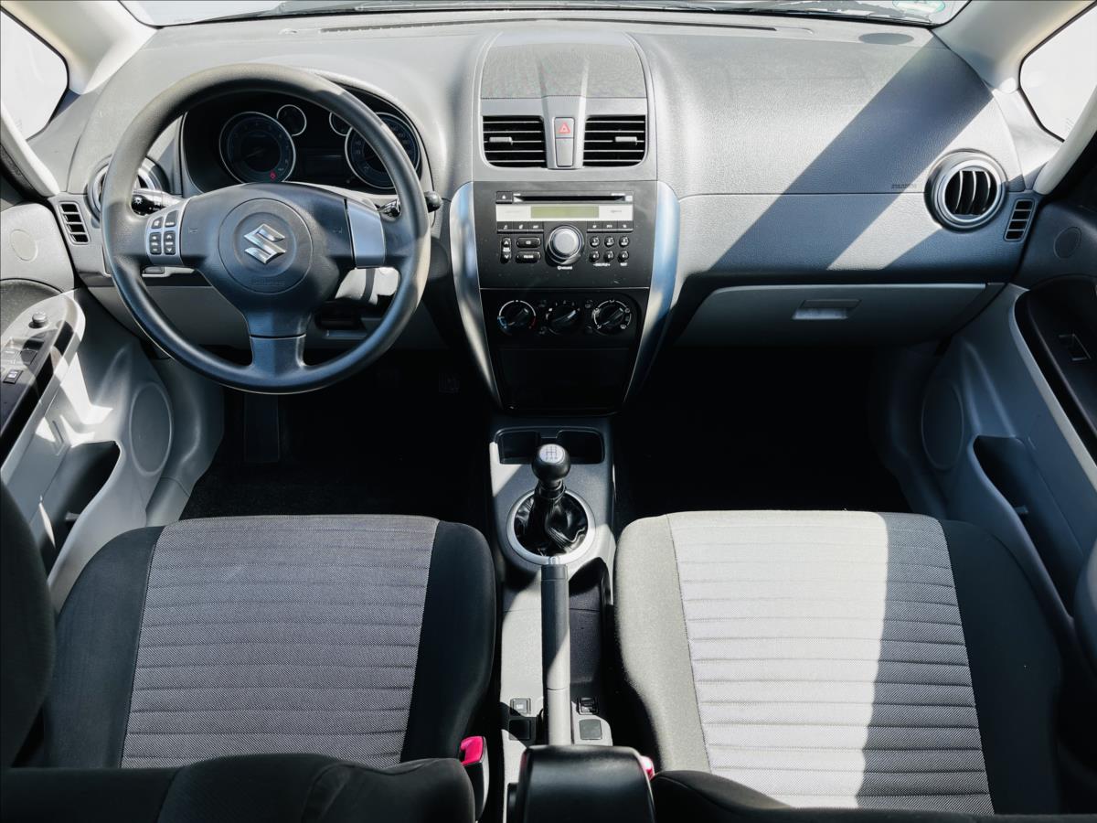 Suzuki SX4