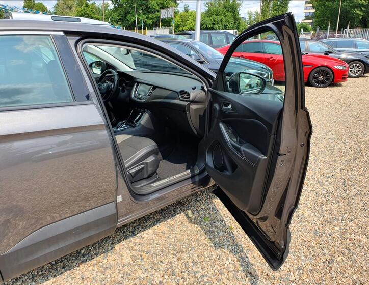 Opel Grandland X 10