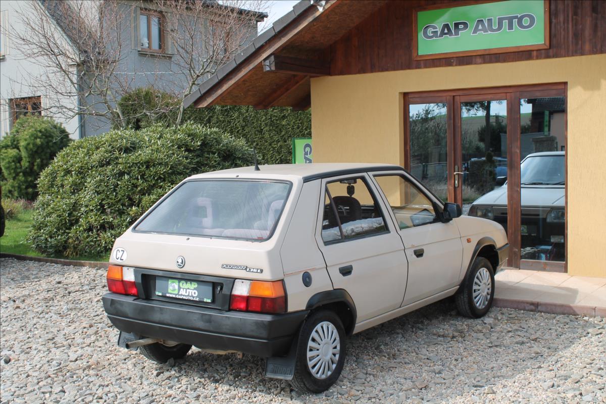 Škoda Favorit
