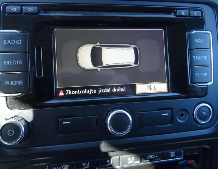 Volkswagen Golf 19